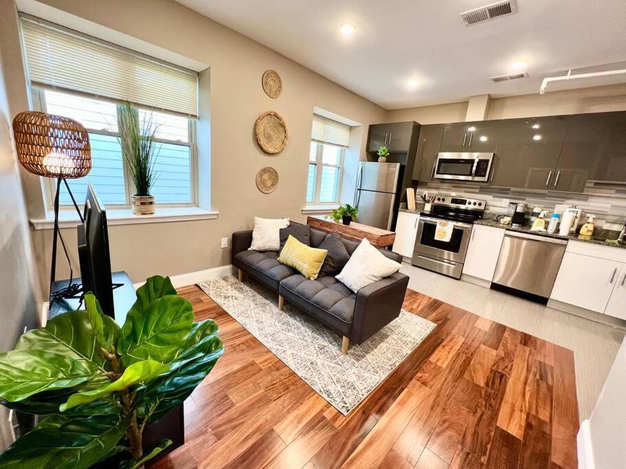 501 Cozy And Comfy 1br In Center City