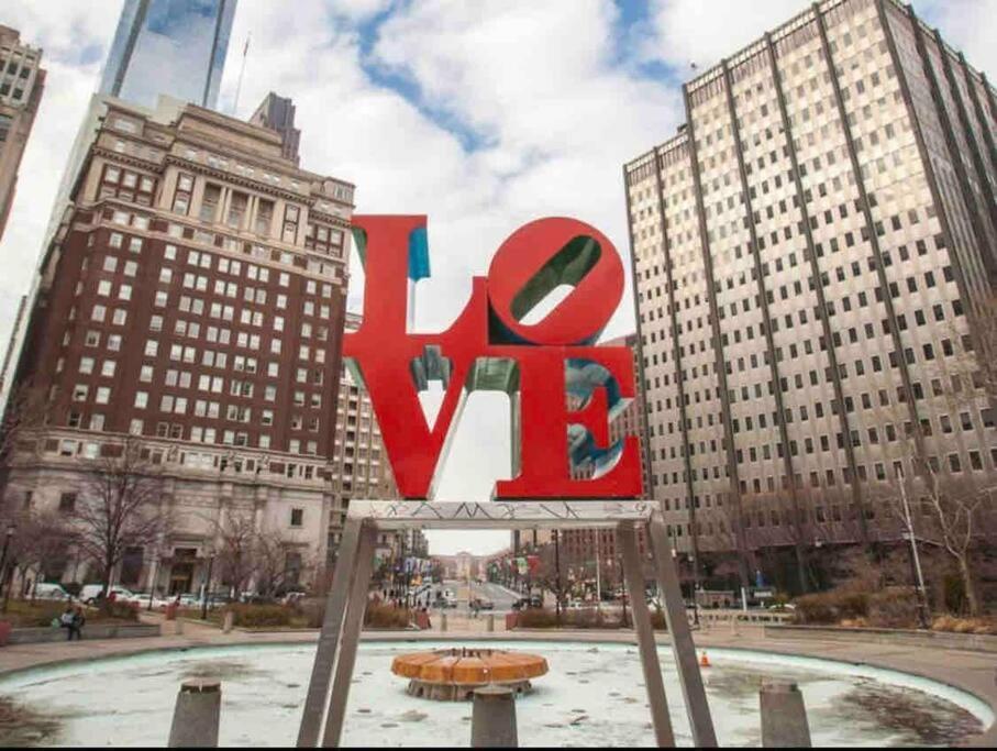 501 Cozy And Comfy 1br In Center City Apartment *