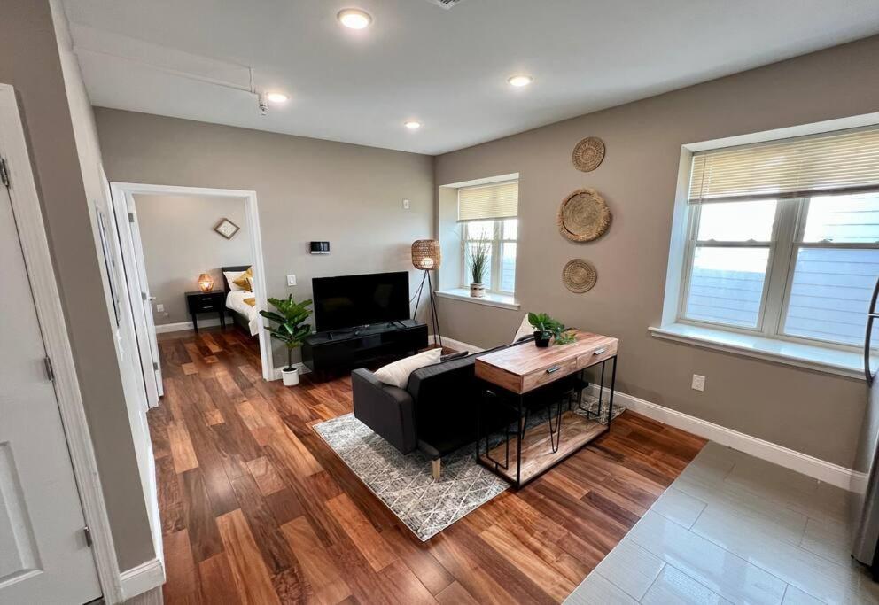 501 Cozy And Comfy 1br In Center City *